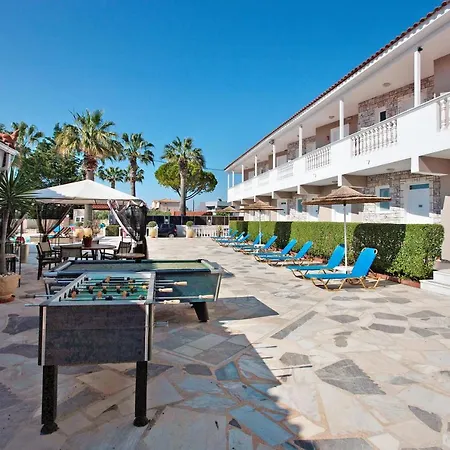 Paradise Zante Standard 4 דירה